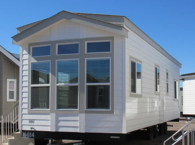 399 sqft Mobile Tiny Home Exterior View